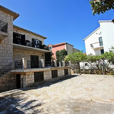 2 Bedrooms Margarita 4+2 *